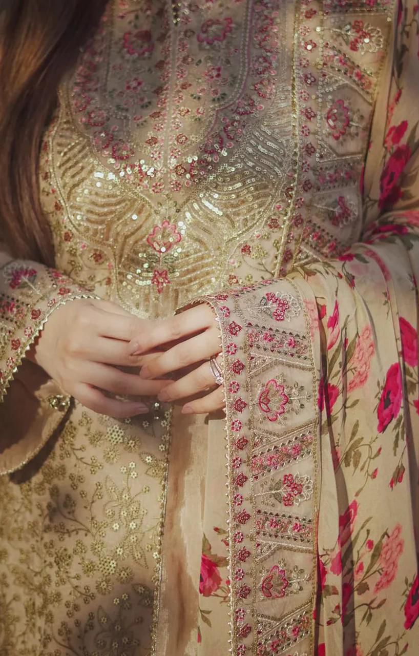 Aneela’s Hit Code by Ahmozi