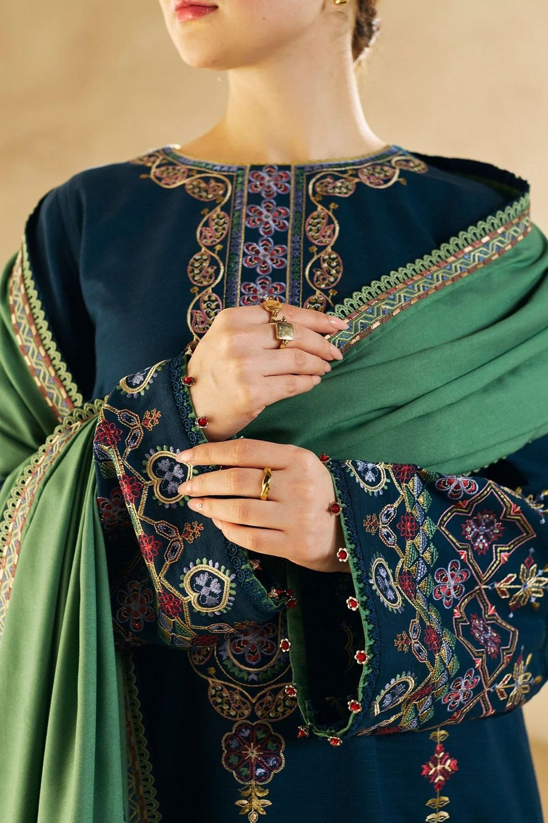 Dhanak 3 Piece Embroidered Suit (Article 7)