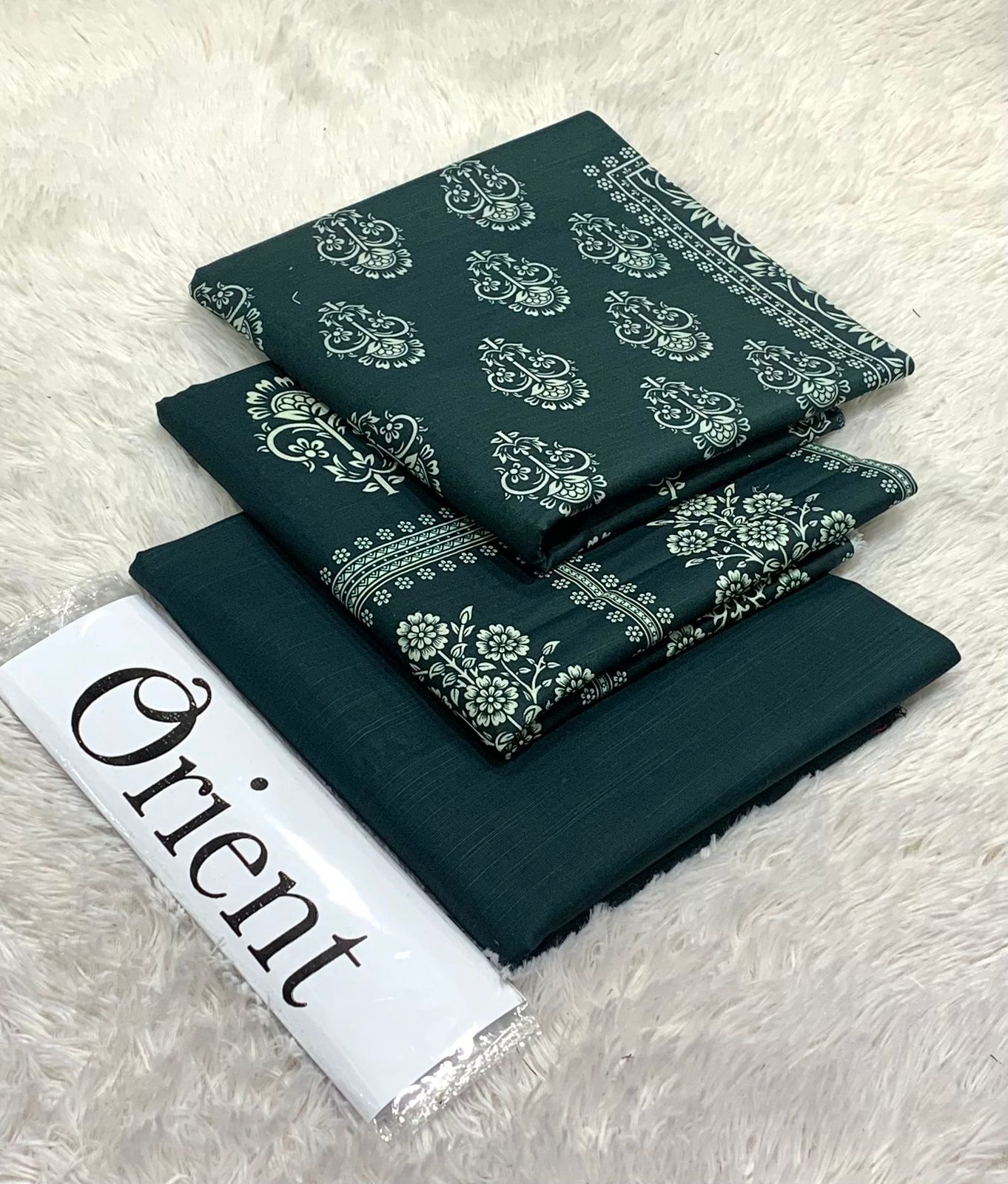 Winter Printed Khaddar Suit (Article 22)